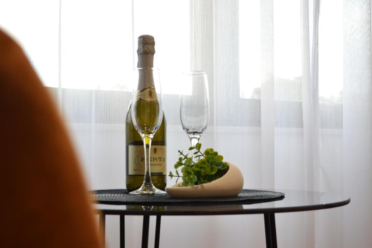 Elite Central Suites Skopje Eksteriør billede